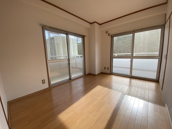 土山ヤングコーポの物件内観写真